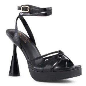 Seychelles Sweet Nothings Ankle Strap Platform Sandal Black 9 NWT